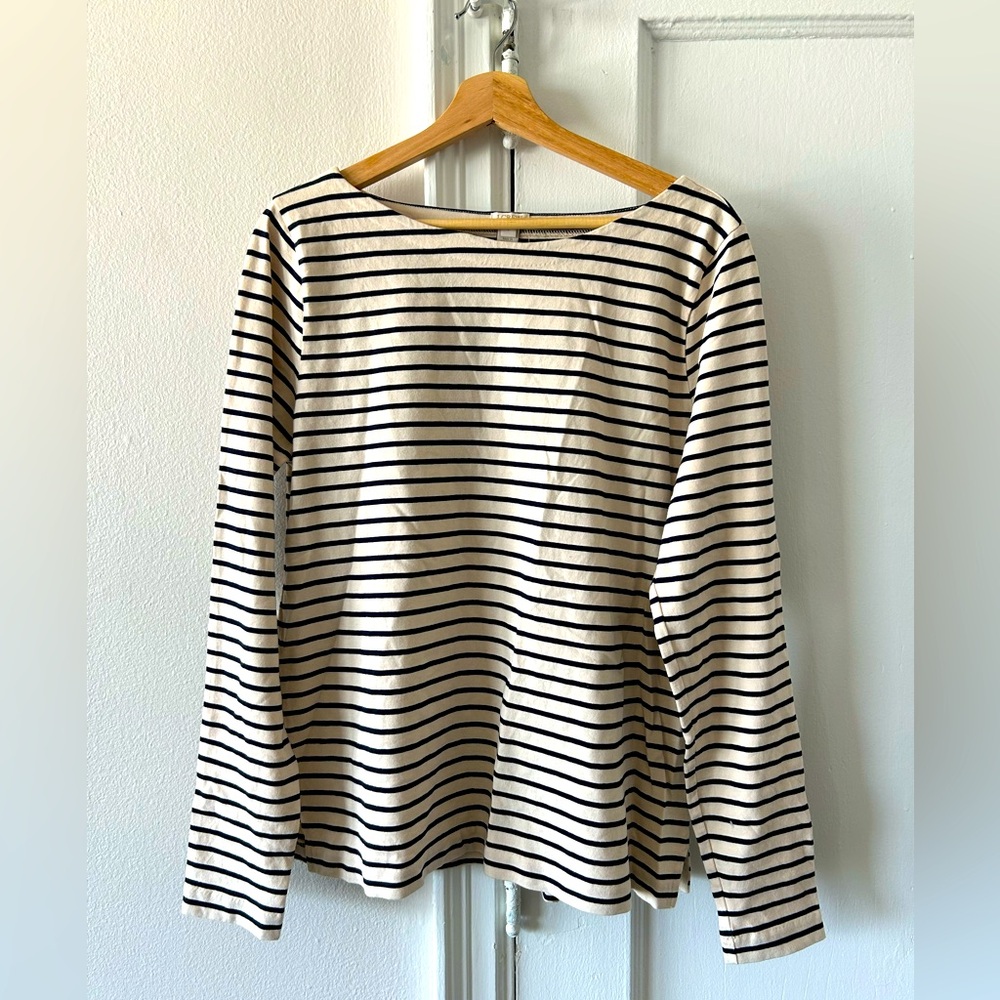 NWT J Crew Factory striped cotton shirt, Size L. Cream/navy.
